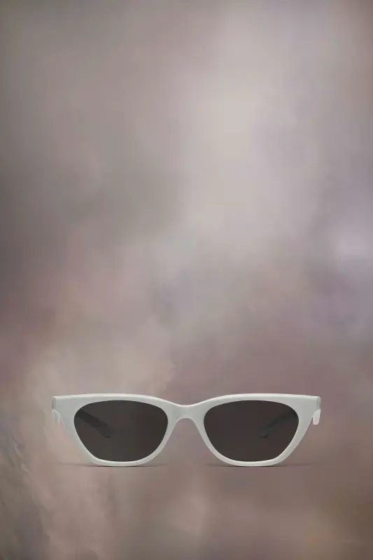Maison Margiela Gray Cat-Eye Sunglasses x Gentle Monster​ Grey online