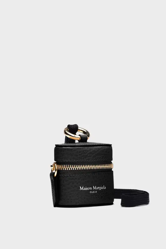 Maison Margiela Black Airpods Case Pro with Zip and Lace Black online