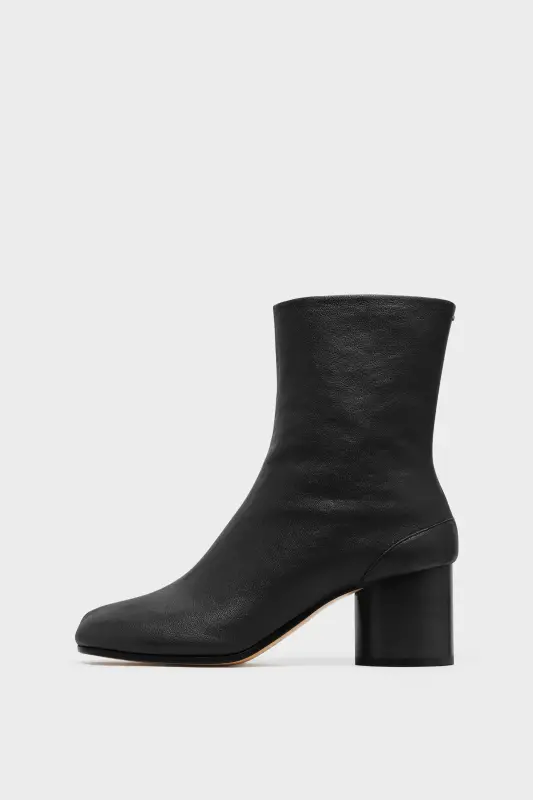 Maison Margiela Tabi Leather Ankle Boots Nutmeg Black online