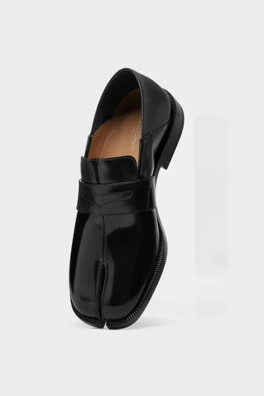 Maison Margiela Womens Black Leather Tabi Loafers Black online