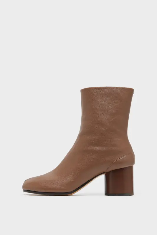 Maison Margiela Womens Brown Leather Mid-Heeled Tabi Chelsea Boots Brown online